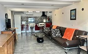 Chez BEN avec tout le confort clim wifi Netflix gratuit